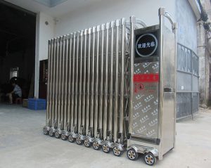 mau-cong-xep-inox-cao-1.8-met-automaticdoor.vn